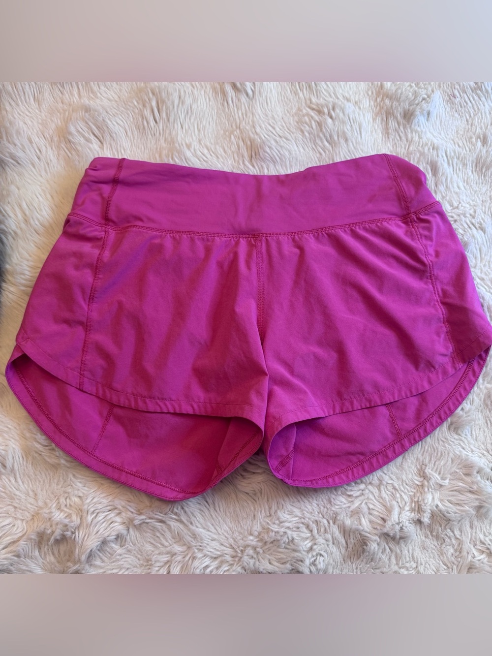 Lululemon speed up shorts-Sonic pink